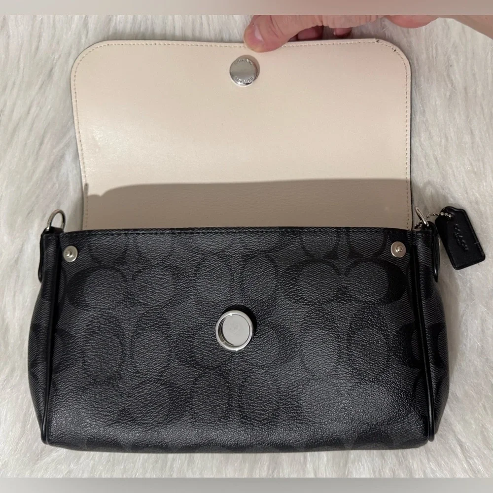 Coach Signature Reversible Crossbody Bag Black Grey Ivory Silver Hardware EUC